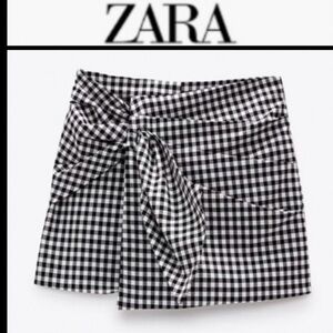 Zara Black and White Checkered Mini Skirt‎
